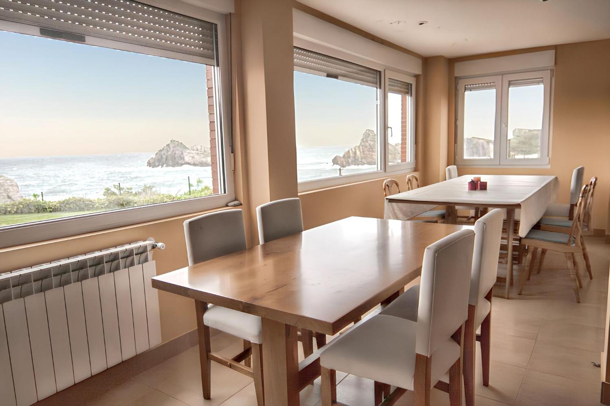 Spacious House With Sea View In Liencres + Jacuzzi Экстерьер фото