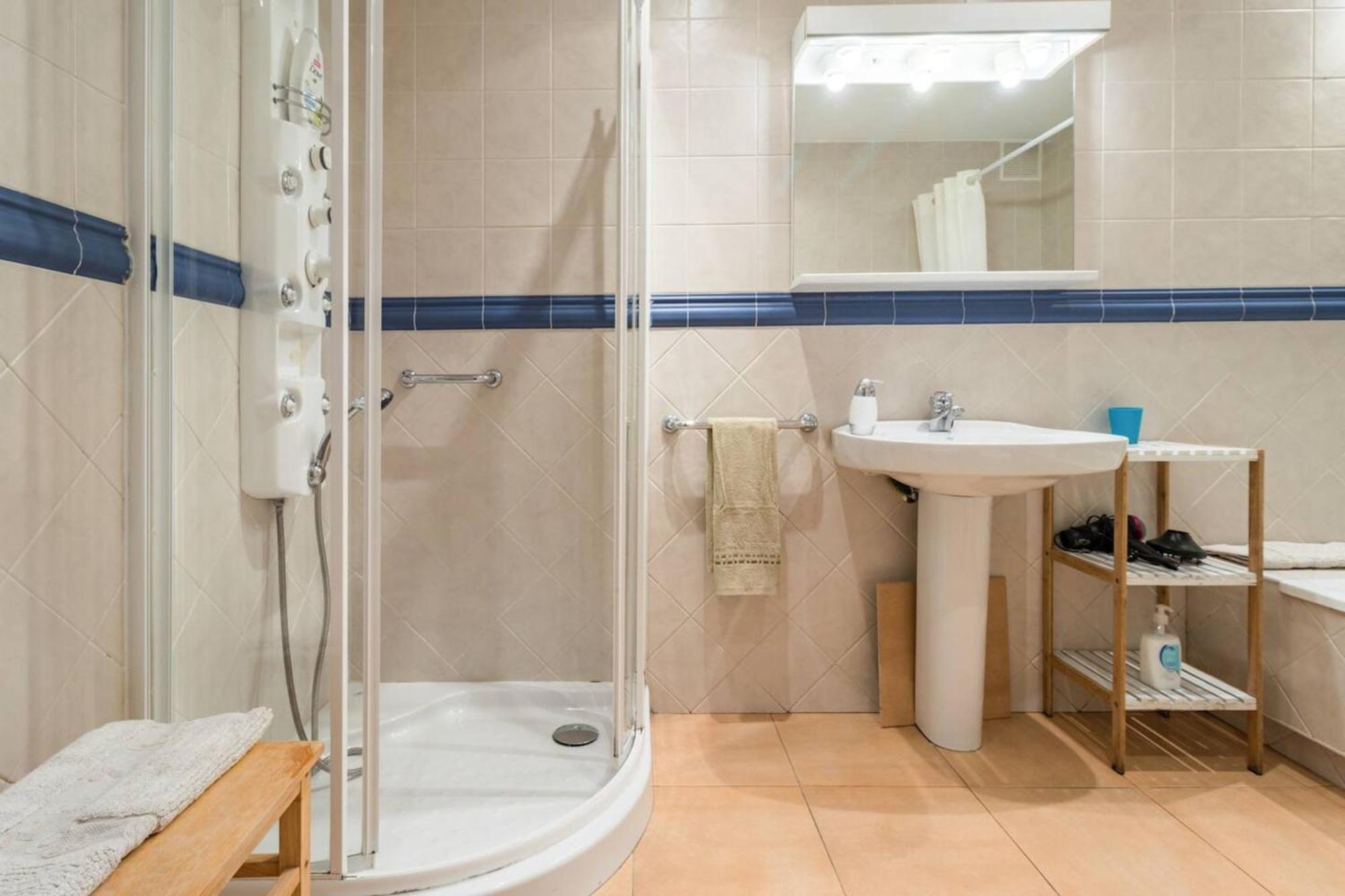 Spacious House With Sea View In Liencres + Jacuzzi Экстерьер фото